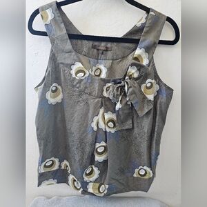 Chic Floral Sleeveless Blouse
